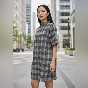 Plaid Mini Dress - Black and White boxy fit short sleeves retro